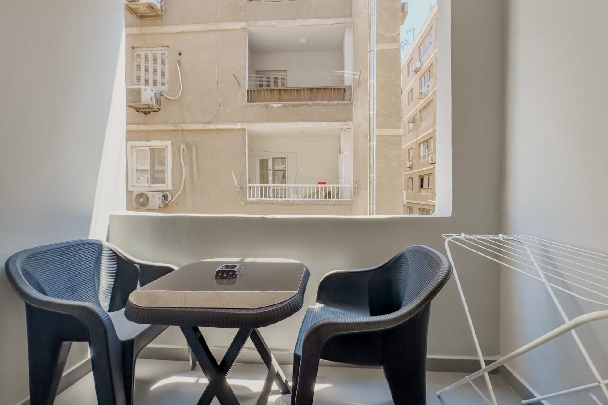 The 2bdr Obsidian Jacuzzi 5min To Cai Airport Apartment Cairo