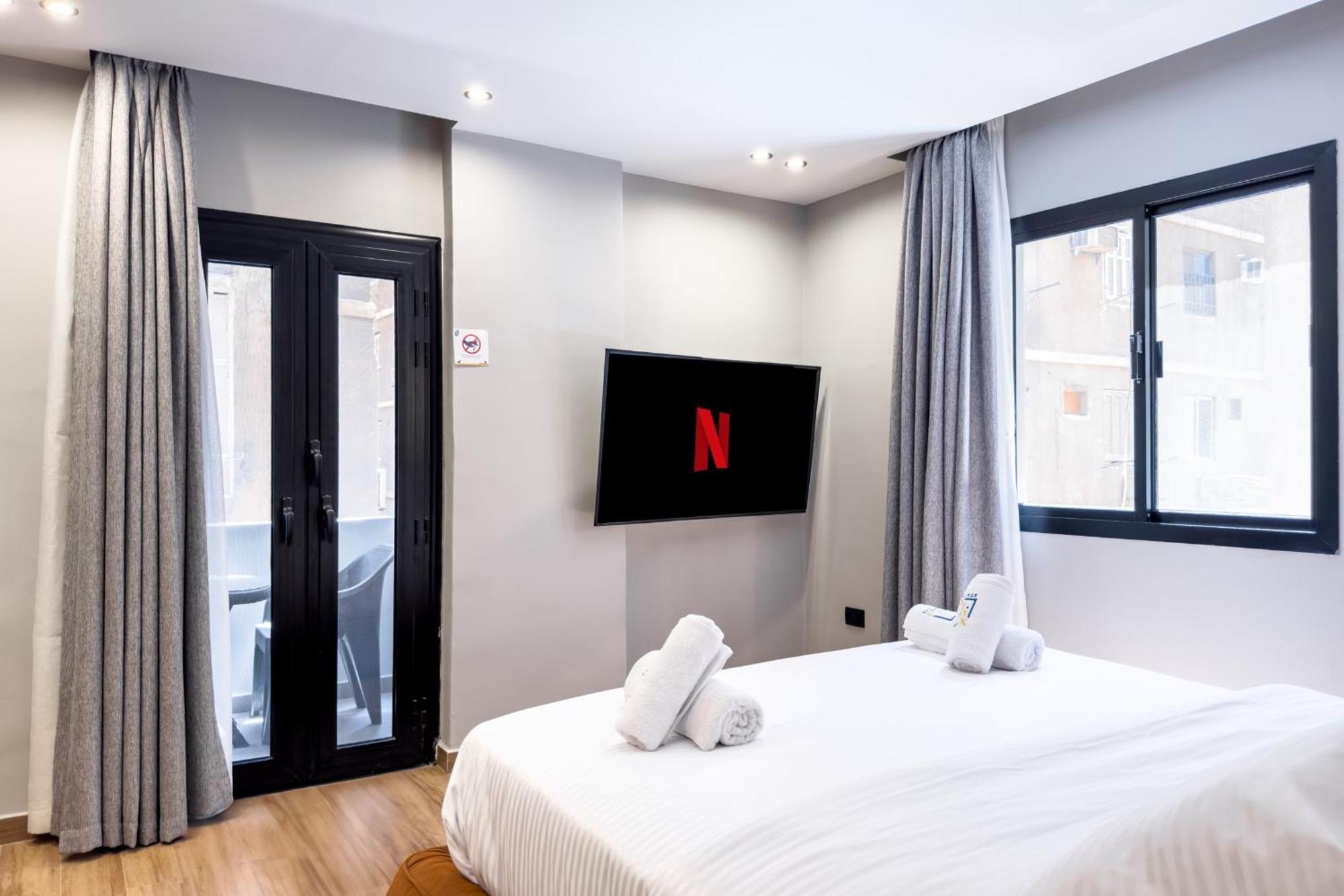 The 2bdr Obsidian Jacuzzi 5min To Cai Airport *